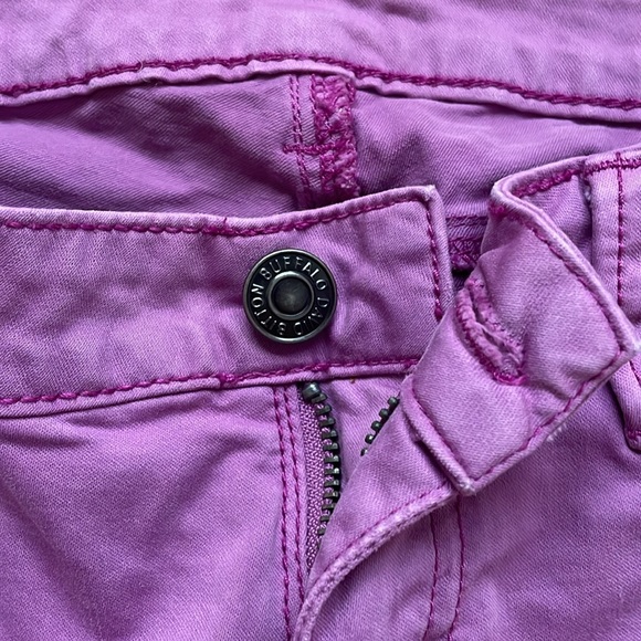 Buffalo cropped low rise pant - purplish color - size 26 - Picture 4 of 6